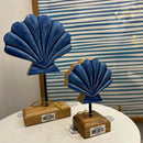 Escultura em Madeira Formato Concha 9x14x5cm