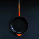 Frigideira Sauté com Cabo de Madeira 28cm Laranja Le Creuset
