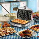 Máquina de Waffle Retrô Party Time 220V 700W Vermelho Ariete